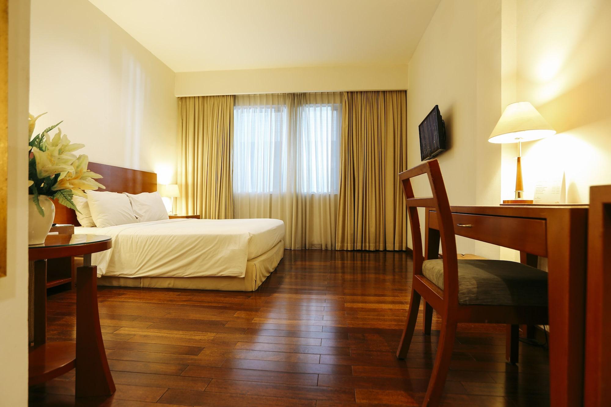 Hotel Santika Pontianak Exterior photo